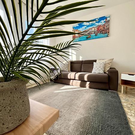 Appartamento 3 Camere Da Letto - Holiday House 1 Венеция Экстерьер фото