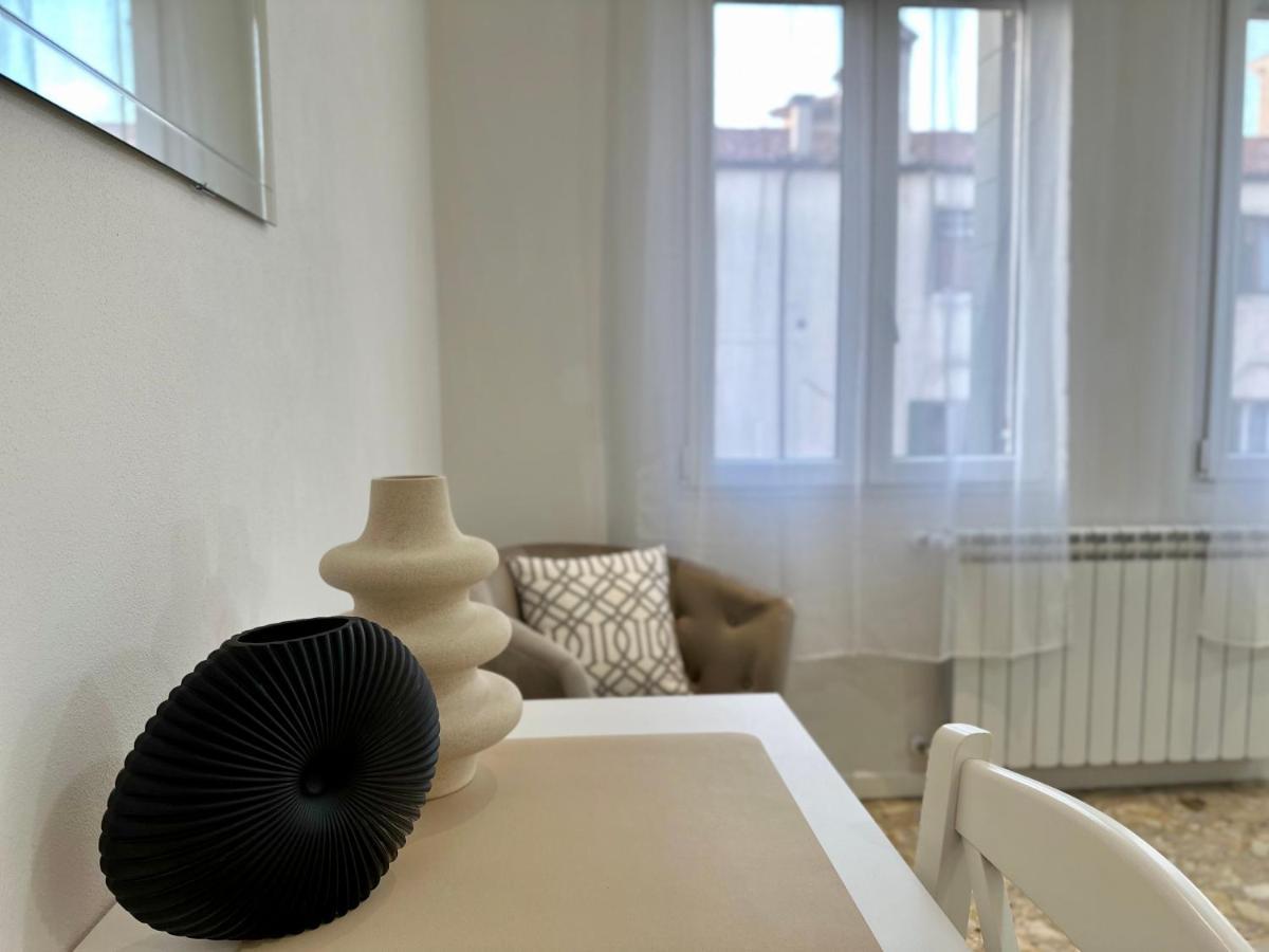 Appartamento 3 Camere Da Letto - Holiday House 1 Венеция Экстерьер фото