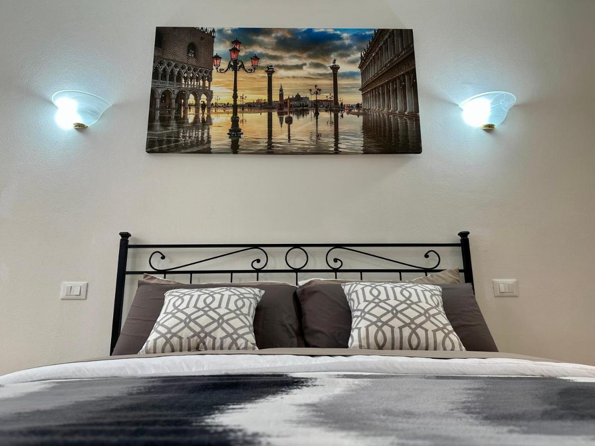 Appartamento 3 Camere Da Letto - Holiday House 1 Венеция Экстерьер фото